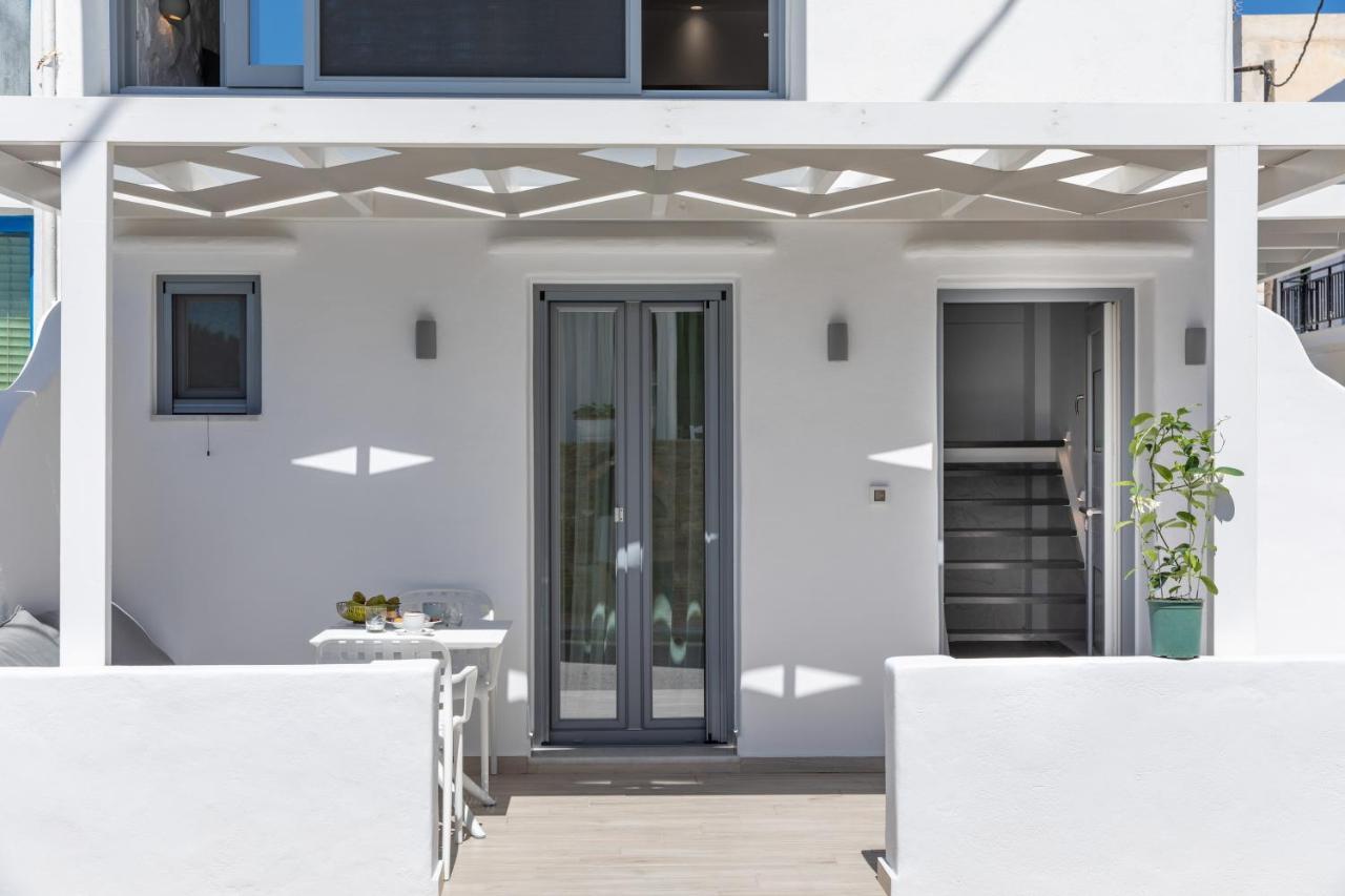 Marina'S Suites Naxos City Buitenkant foto