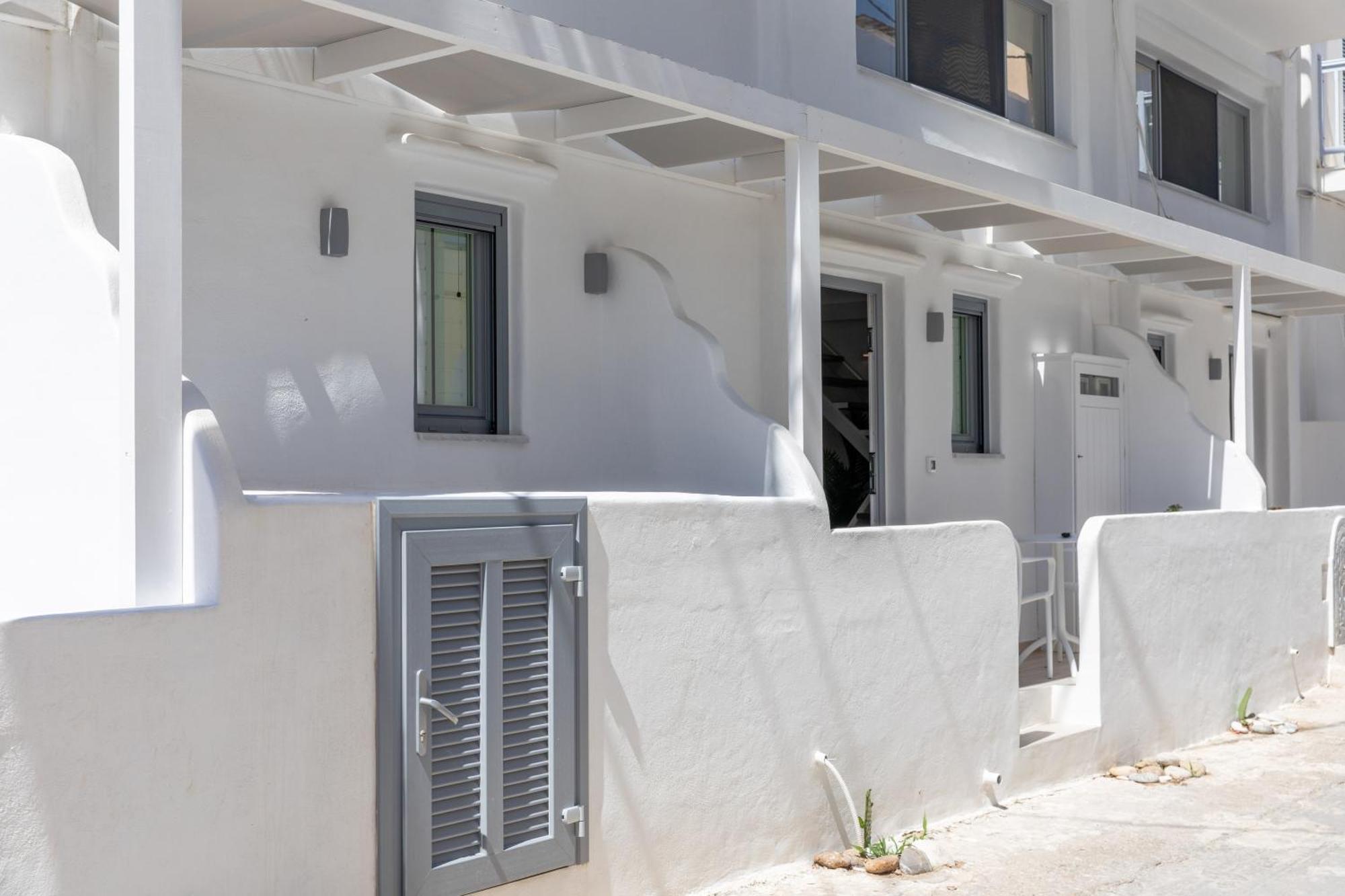 Marina'S Suites Naxos City Buitenkant foto