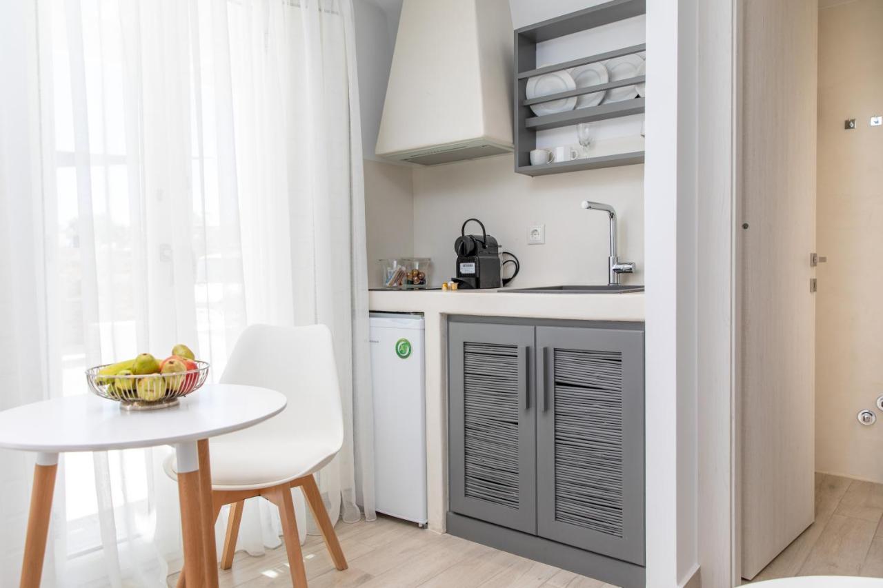 Marina'S Suites Naxos City Buitenkant foto